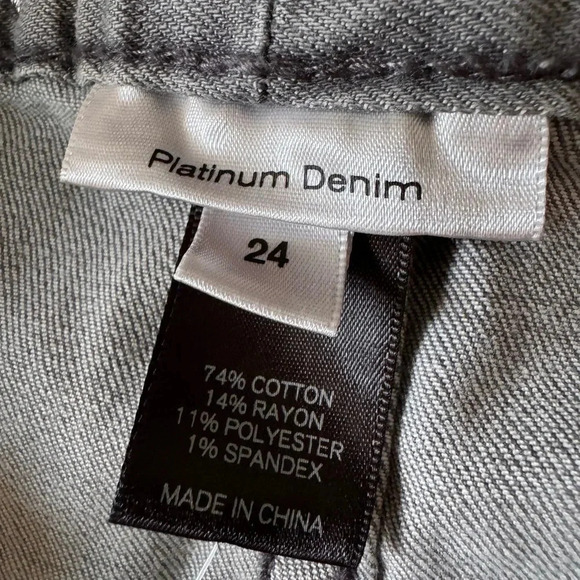 Lane Collection Jeans Women’s Size 24 Platinum Denim Embellished Stretch Skinny - Picture 6 of 8